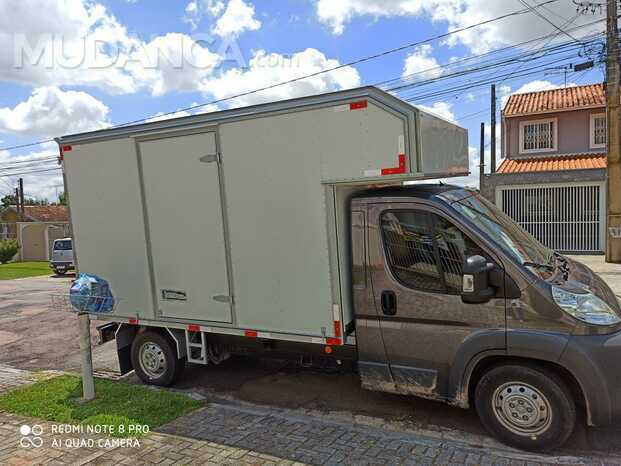 Veículo novo para garantia de seu transporte. 