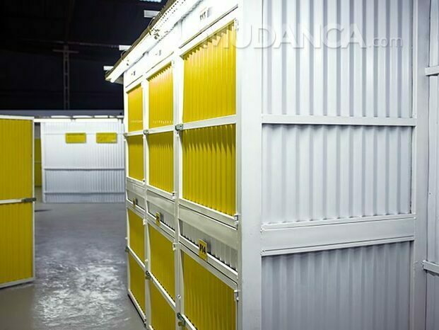 Yellow Self Storage - Box maleiros