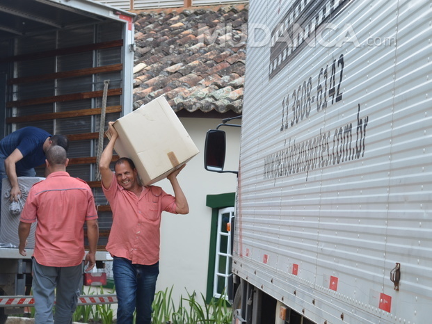 Peziolo Mudanças e Transportes